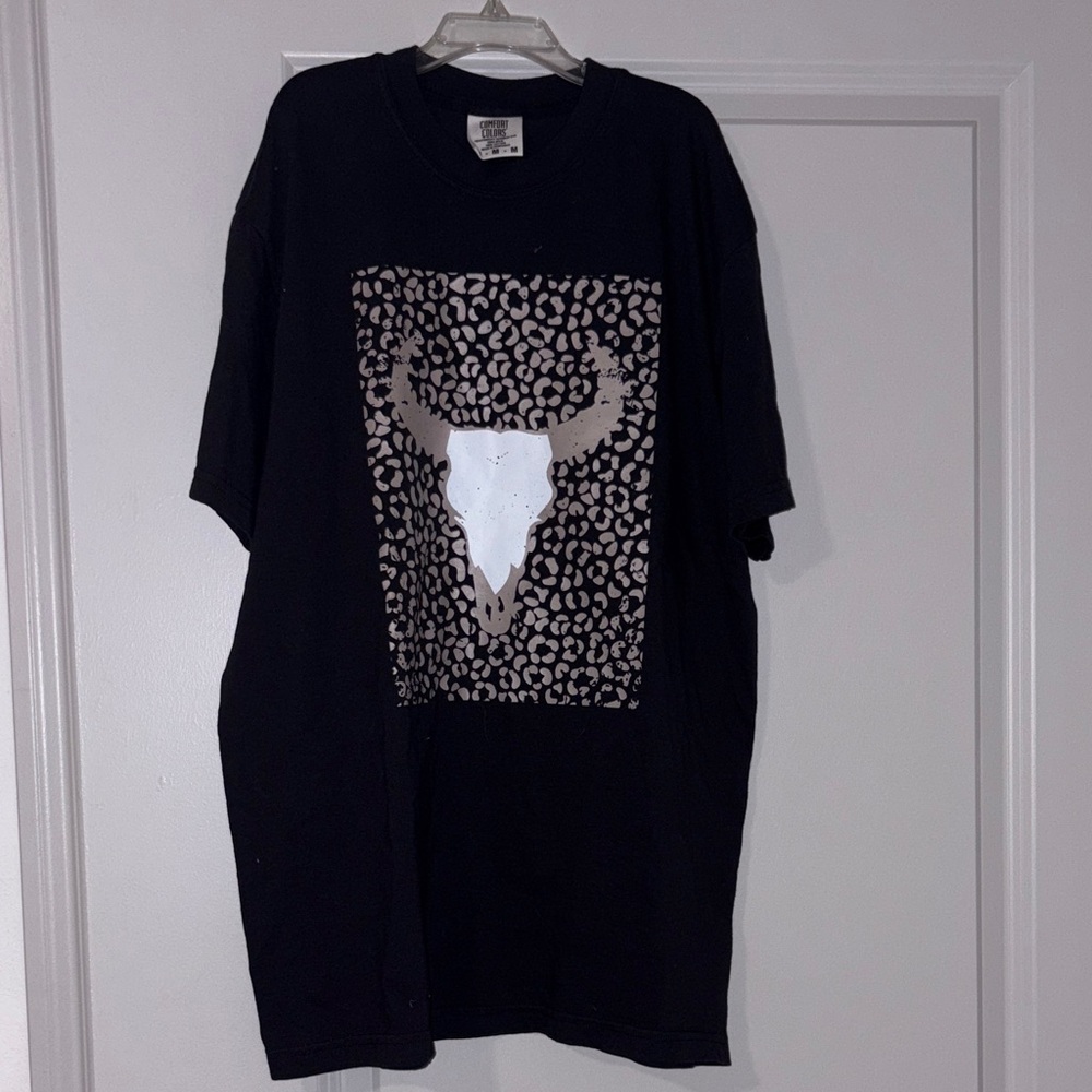 Comfort Colors Black Tee with Bull Skull Design